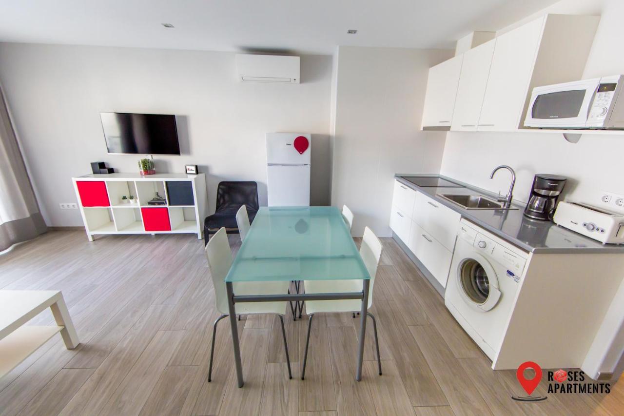 Roses Apartments 1 - Vista Mar Lateral - 1Habitacion מראה חיצוני תמונה