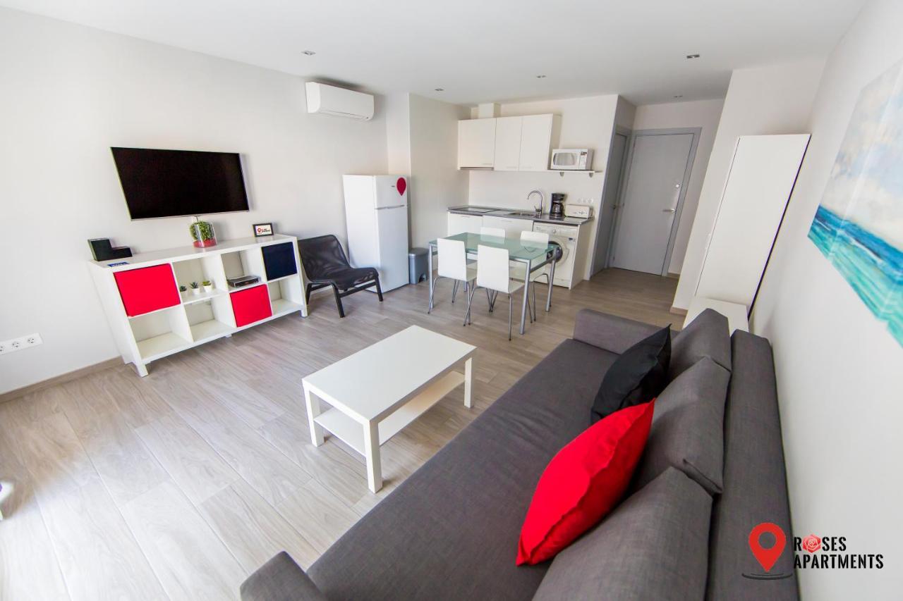 Roses Apartments 1 - Vista Mar Lateral - 1Habitacion מראה חיצוני תמונה